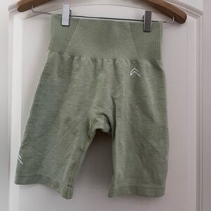 Oner Active Classic Seamless Cycling Shorts Pistachio